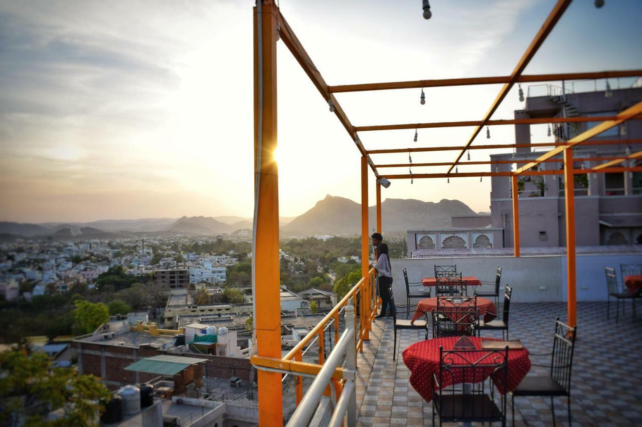 Hotel Kurabar Kothi Udajpur Zewnętrze zdjęcie